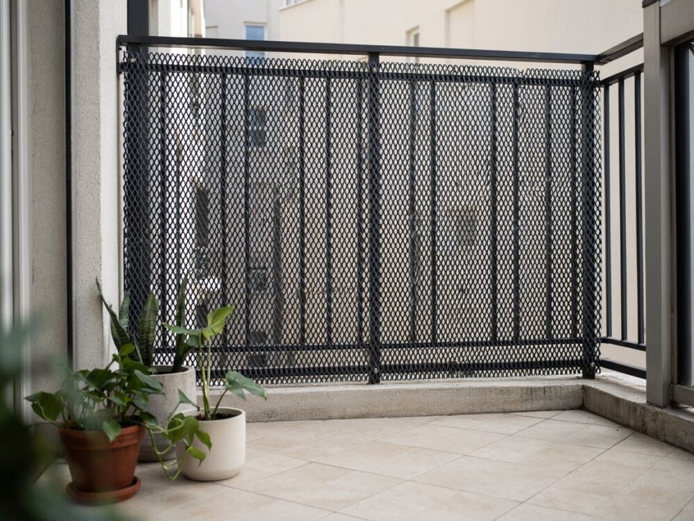 siatka na balkon montaż