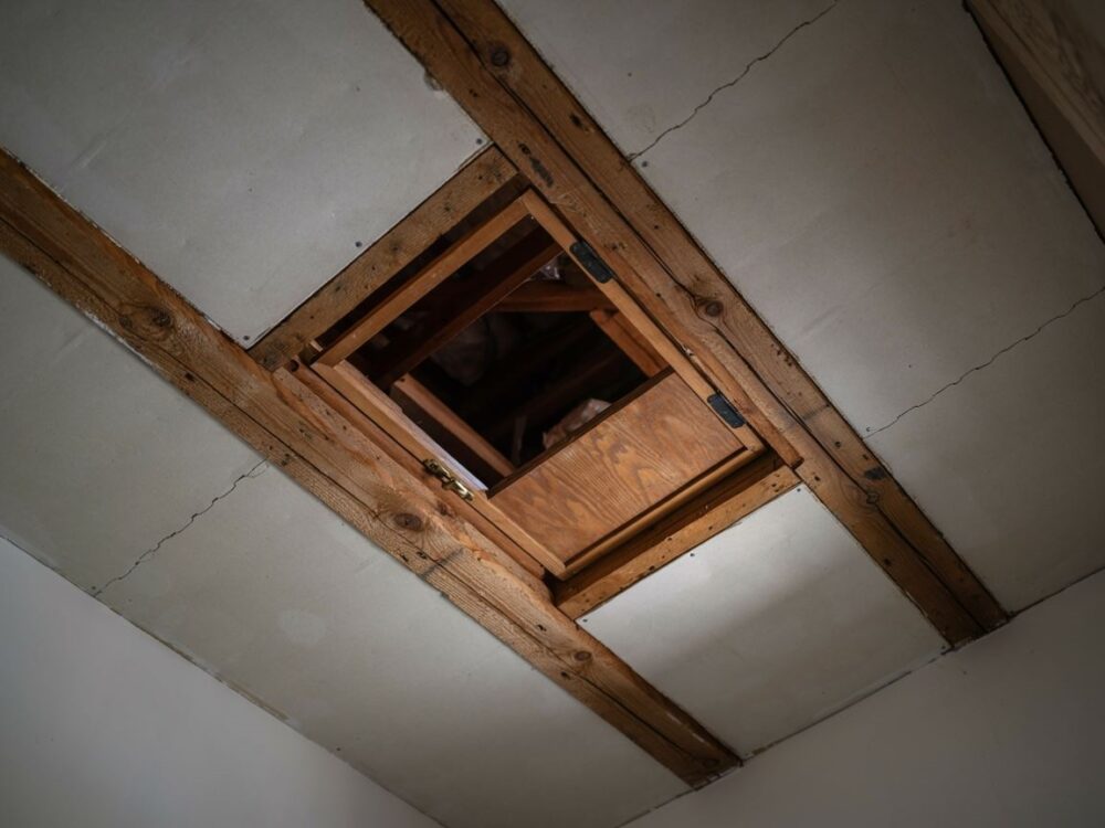 właz dachowy do poddasza